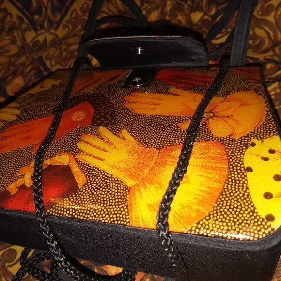 UNIQUE ANGELA FRASCONE  PURSE - Picture 7 of 10